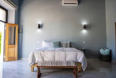 Photo 5 - Hugo's Rental
