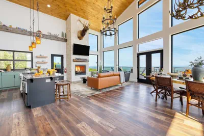 Photo 2 - Skyline Sanctuary by Avantstay Indoor Pool, Game Room, Firepit, Mountain Views, Luxe Design