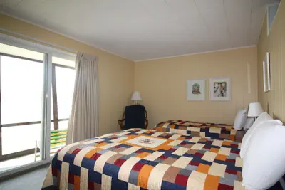 Photo 3 - Sandy Point Motel