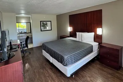 Photo 2 - Budgetel Inn - Phenix City