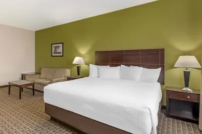 Photo 2 - Best Western Plus Havre Inn & Suites