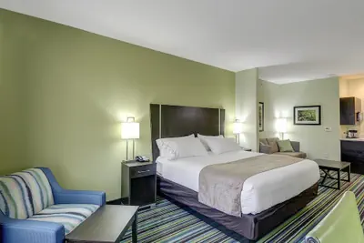 Photo 3 - Holiday Inn Express & Suites Carrizo Springs by IHG
