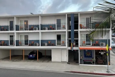 Photo 3 - Sea View Inn at the Beach