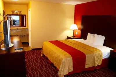 Photo 4 - Holiday Lodge Salem,OR