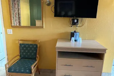 Photo 3 - Shangri La Motel Ocala near Hwy 301