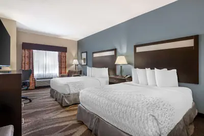Photo 4 - Best Western Plus Lake Jackson Inn & Suites