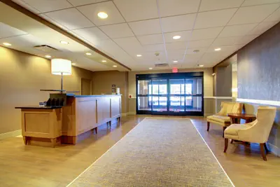 Photo 4 - Hampton Inn & Suites Milwaukee West