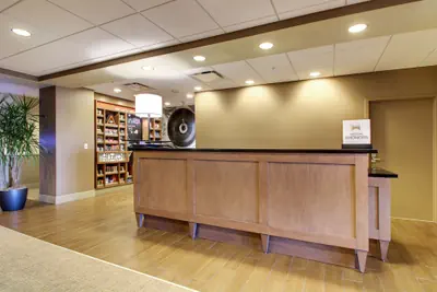Photo 5 - Hampton Inn & Suites Milwaukee West