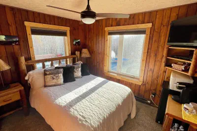 Photo 5 - Talkeetna Denali View Lodge and Cabins