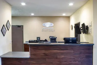 Photo 3 - Comfort Inn Yankton SD
