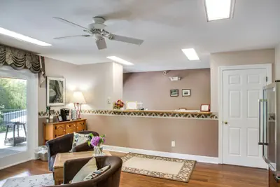 Photo 5 - Boxwood Lodge