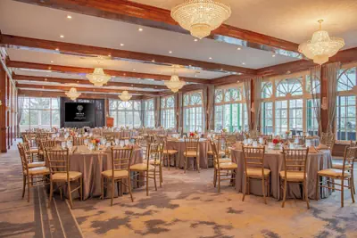 Photo 4 - The Drake Oak Brook, Autograph Collection