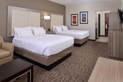 Photo 5 - Holiday Inn Express & Suites Williams by IHG
