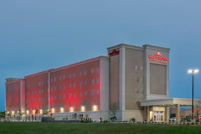 Photo 2 - Hawthorn Extended Stay by Wyndham McAllen