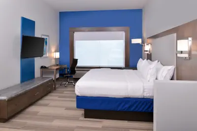 Photo 4 - Holiday Inn Express & Suites Houston E - Pasadena by IHG