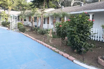 Photo 2 - Oceana Boutique Hotel