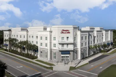 Photo 2 - Hampton Inn & Suites Vero Beach Downtown