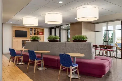 Photo 3 - Home2 Suites by Hilton Farmington/Bloomfield