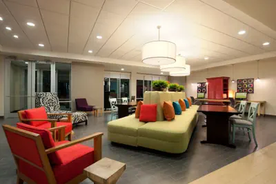 Photo 5 - Home2 Suites by Hilton Tuscaloosa Downtown University Blvd