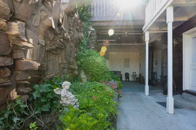 Photo 5 - Gunn House Hotel