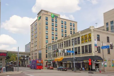 Photo 2 - Holiday Inn Express & Suites Pittsburgh North Shore by IHG