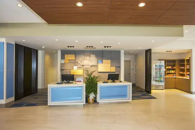 Photo 3 - Holiday Inn Express & Suites Pittsburgh North Shore by IHG