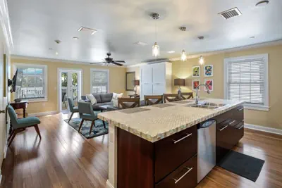 Photo 4 - Cloud Suite on Duval Luxury Condo Epic Location