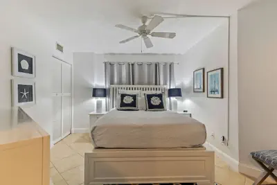 Photo 3 - Ocean View Suite w Pool Hot Tub Beach Access