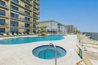Photo 3 - Top Floor Oceanfront Condo w Pool Beach Access