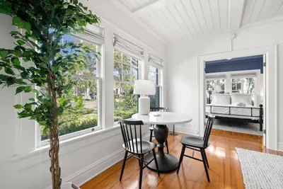 Photo 4 - The Adaline 1 Luxury Hyde Park Apt Near Bayshore