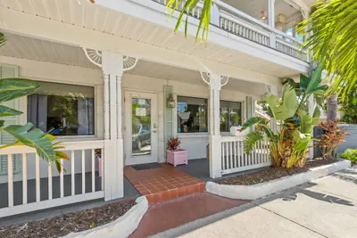 Photo 4 - Stunning 2BR Suite, Just Steps to the Beach