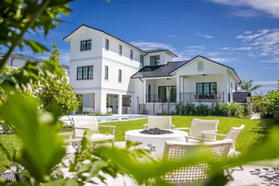 Photo 2 - Brand New Catchlight House With Private Pool