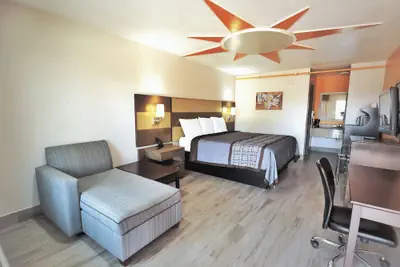 Photo 3 - Scottish Inns & Suites Shenandoah Woodlands Mall