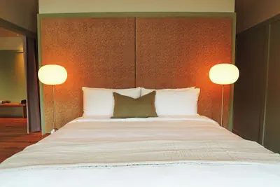 Photo 3 - Albert Hotel