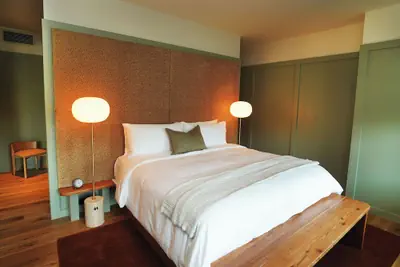 Photo 5 - Albert Hotel