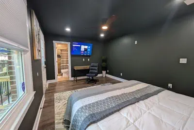 Photo 4 - Malone Home