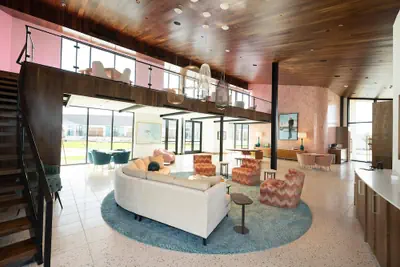 Photo 4 - Interstate Inn