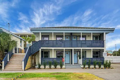 Photo 2 - Carolina Beach Motel