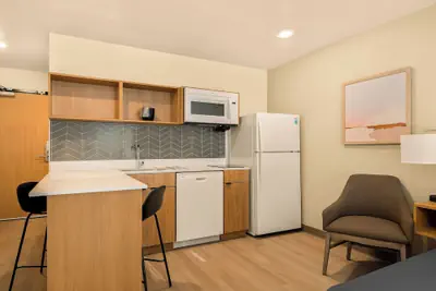 Photo 5 - LivAway Suites- Missoula