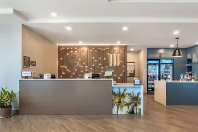 Photo 3 - Comfort Suites Fort Myers East I-75