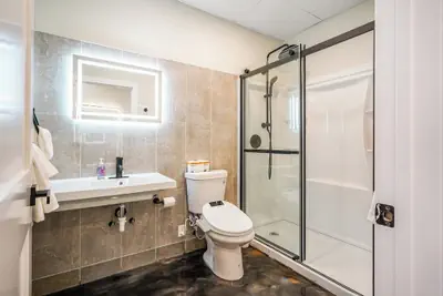 Photo 5 - Melwood Suites Unit 104 Studio