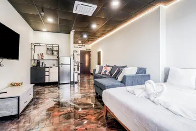 Photo 2 - Melwood Suites Unit 105 Studio
