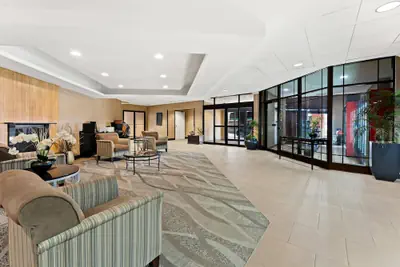 Photo 3 - Quality Hotel Philadelphia Airport