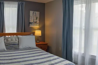Photo 4 - Newly Renovated Acadia Apartment Maple Street