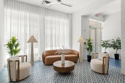 Photo 4 - Global Luxury Suites at The Apex Miami