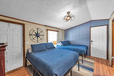 Photo 3 - Nautical Nest - 1 Bedroom Hotel Room by The Lodges at Fossil Creek
