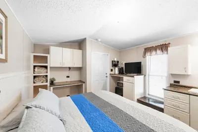 Photo 2 - Daze Off - Pet Friendly Suite 1 Bedroom Hotel Room by The Lodges at Fossil Creek