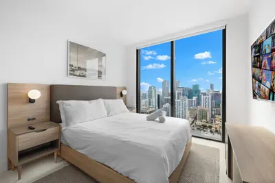 Photo 5 - Luxury Downtown Condos with City Views