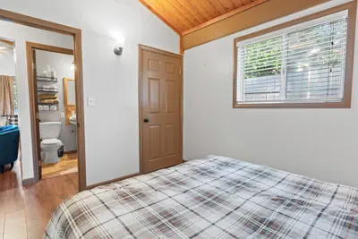 Photo 5 - Cute Cozy Cabin