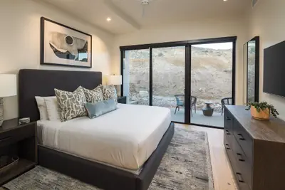 Photo 4 - Lionsback Resort
